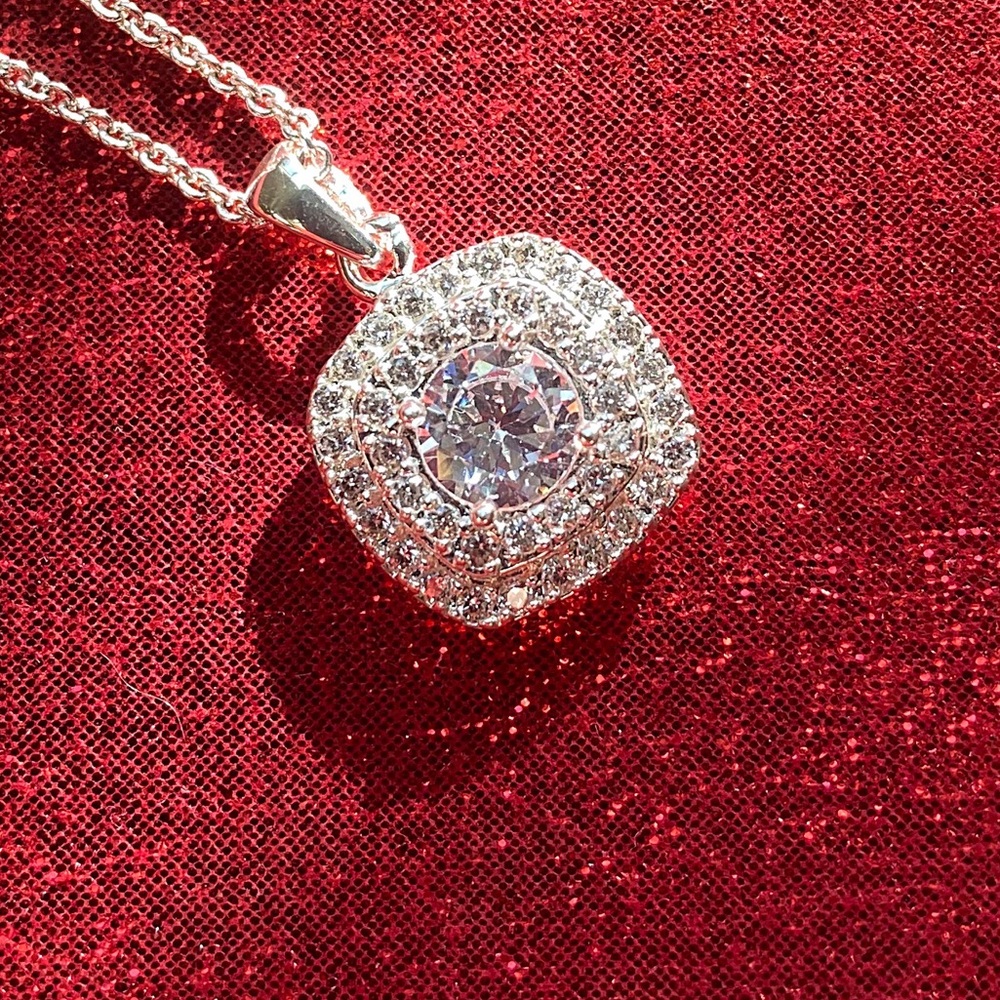 ♥️💖 Sterling Silver Halo CZ Necklace and Earrings